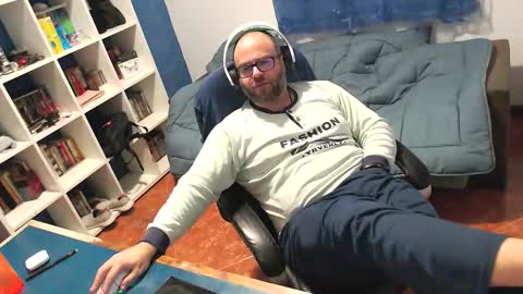 ravingr3d3 online show from 01/11/26, 01:21