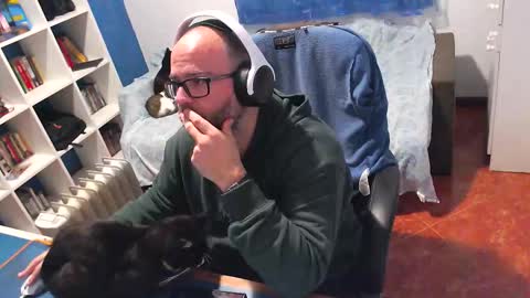 ravingr3d3 online show from 02/12/26, 11:00