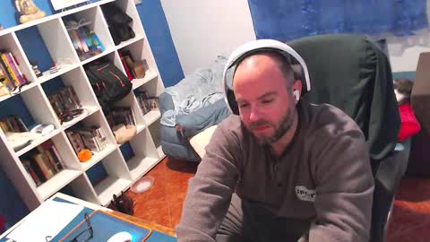 ravingr3d3 online show from 02/18/26, 12:17