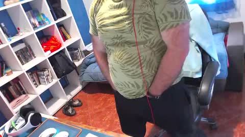 ravingr3d3 online show from 05/04/26, 08:32