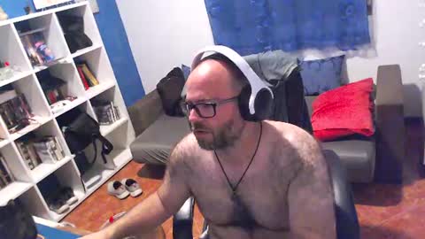 Snapshot of ravingr3d3 chatting on 07/03/26, 11:33 ravingr3d3 online show from 07/03/26, 11:33