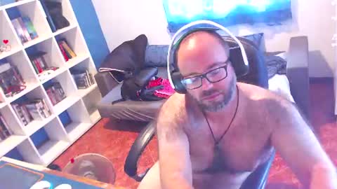 Snapshot of ravingr3d3 chatting on 07/06/26, 03:03 ravingr3d3 online show from 07/06/26, 03:03