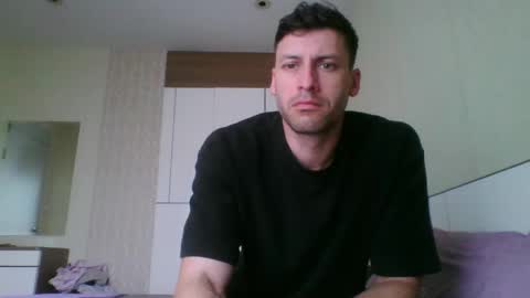 Snapshot of rawdr3 chatting on 04/25/26, 12:46 rawdr3 online show from 04/25/26, 12:46