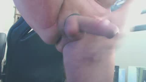 Snapshot of ray23120000 chatting on 10/12/25, 08:30 ray23120000 online show from 10/12/25, 08:30