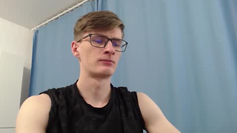 Snapshot of ray_booy chatting on 10/03/25, 07:44 Ray Booy online show from 10/03/25, 07:44