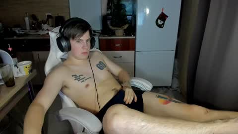 Snapshot of ray_hill chatting on 12/27/24, 08:18 Ray online show from 12/27/24, 08:18