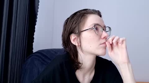 Snapshot of ray_lol chatting on 03/15/26, 05:02 Ray-Ray online show from 03/15/26, 05:02