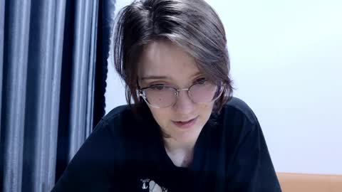 Snapshot of ray_lol chatting on 04/03/26, 11:08 Ray-Ray online show from 04/03/26, 11:08