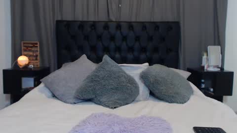 Snapshot of ray_weed chatting on 12/11/24, 12:12 Ray online show from 12/11/24, 12:12