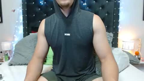 Snapshot of ray_weed chatting on 12/12/24, 02:59 Ray online show from 12/12/24, 02:59