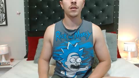 Snapshot of ray_weed chatting on 01/14/25, 01:36 Ray online show from 01/14/25, 01:36