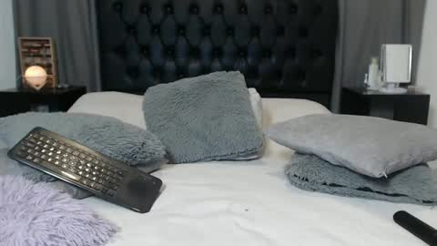 Snapshot of ray_weed chatting on 02/04/25, 01:34 Ray online show from 02/04/25, 01:34