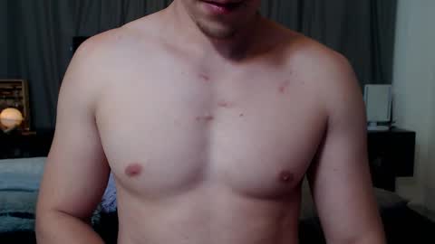 Snapshot of ray_weed chatting on 02/22/25, 01:44 Ray online show from 02/22/25, 01:44