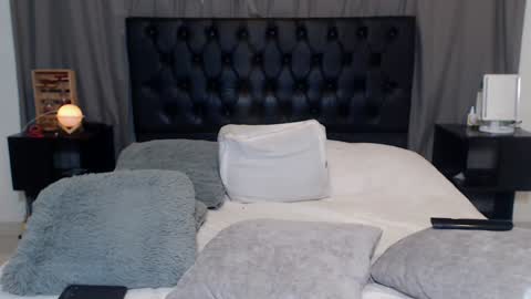 Snapshot of ray_weed chatting on 02/26/25, 01:32 Ray online show from 02/26/25, 01:32