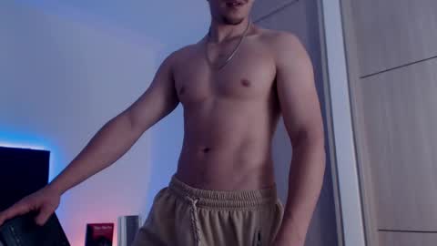 Snapshot of ray_weed chatting on 09/18/25, 11:07 Ray online show from 09/18/25, 11:07