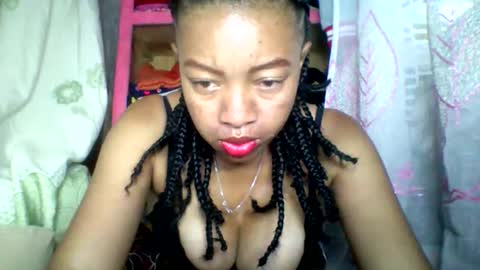 Snapshot of rayana_69 chatting on 05/01/26, 08:57 rayana_69 online show from 05/01/26, 08:57