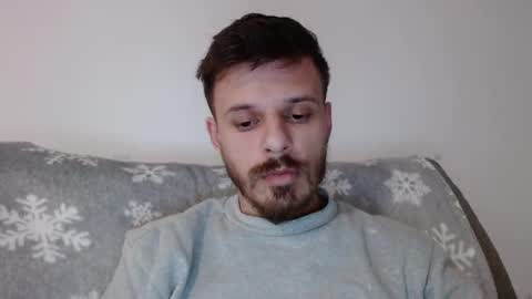 Snapshot of rayann27 chatting on 12/01/24, 09:15 rayan online show from 12/01/24, 09:15