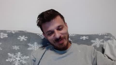 Snapshot of rayann27 chatting on 12/10/24, 04:17 rayan online show from 12/10/24, 04:17