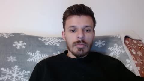 Snapshot of rayann27 chatting on 12/15/24, 12:51 rayan online show from 12/15/24, 12:51