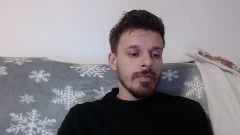 Snapshot of rayann27 chatting on 12/15/24, 09:53 rayan online show from 12/15/24, 09:53