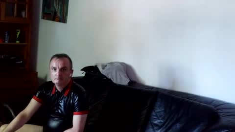 Snapshot of raybarbieri chatting on 07/02/26, 06:36 raybarbieri online show from 07/02/26, 06:36