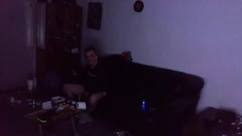 Snapshot of raybarbieri chatting on 07/18/26, 01:43 raybarbieri online show from 07/18/26, 01:43