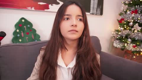 Snapshot of raychell_black chatting on 01/01/25, 04:07 Raychell Black online show from 01/01/25, 04:07