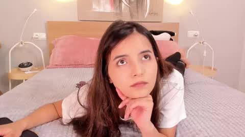 Snapshot of raychell_black chatting on 02/20/25, 07:19 Raychell Black online show from 02/20/25, 07:19