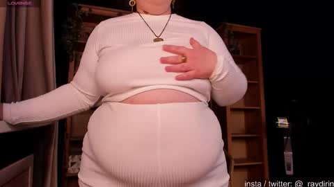 Snapshot of raydirin chatting on 09/14/25, 04:39 Ray online show from 09/14/25, 04:39