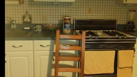 Ray online show from 12/24/24, 11:22