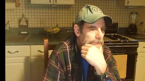 Ray online show from 03/10/25, 05:43