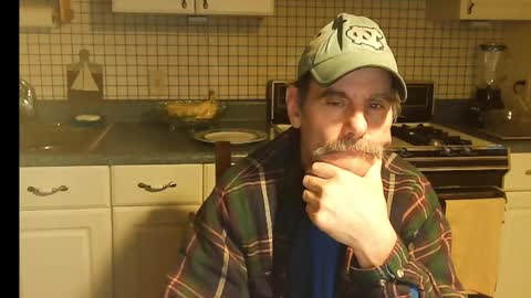 Ray online show from 03/11/25, 09:02