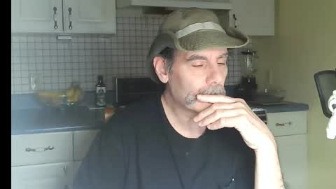 Ray online show from 03/20/26, 08:19