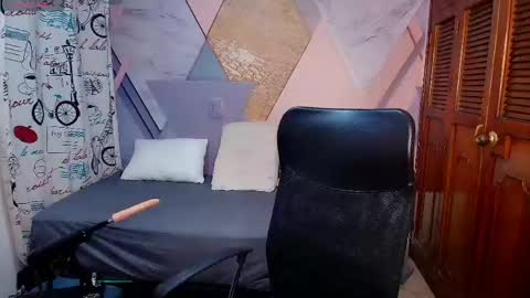 Snapshot of raylin_escobar chatting on 05/02/26, 03:17 raylin_escobar online show from 05/02/26, 03:17