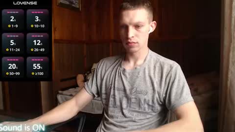 Snapshot of raylonn chatting on 11/23/25, 08:58 Ray online show from 11/23/25, 08:58