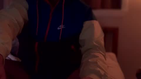 Snapshot of rayokay20 chatting on 12/21/25, 06:53 kellen kalen online show from 12/21/25, 06:53