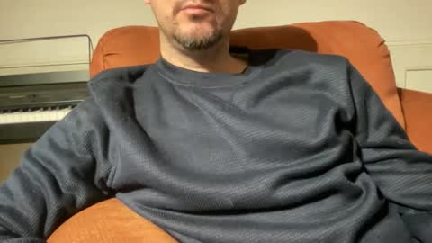 Snapshot of rayos789 chatting on 03/13/26, 03:02 rayos789 online show from 03/13/26, 03:02