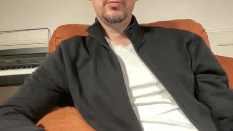 Snapshot of rayos789 chatting on 03/15/26, 03:01 rayos789 online show from 03/15/26, 03:01