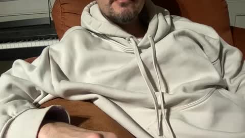 Snapshot of rayos789 chatting on 03/18/26, 03:31 rayos789 online show from 03/18/26, 03:31