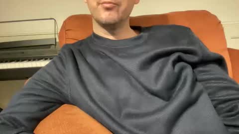 Snapshot of rayos789 chatting on 03/28/26, 04:12 rayos789 online show from 03/28/26, 04:12