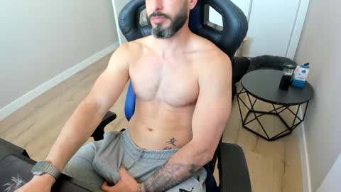 Snapshot of raysexparty chatting on 04/05/26, 12:02 raysexparty online show from 04/05/26, 12:02