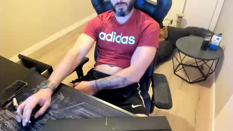 Snapshot of raysexparty chatting on 04/13/26, 07:52 raysexparty online show from 04/13/26, 07:52