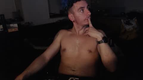 Rayzel online show from 12/14/25, 11:31