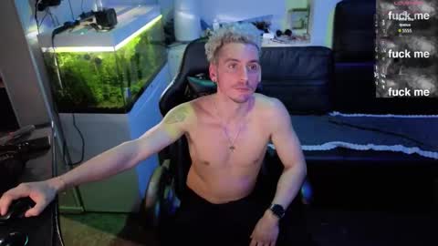 Rayzel online show from 02/10/26, 06:45