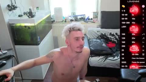 Rayzel online show from 03/05/26, 03:30