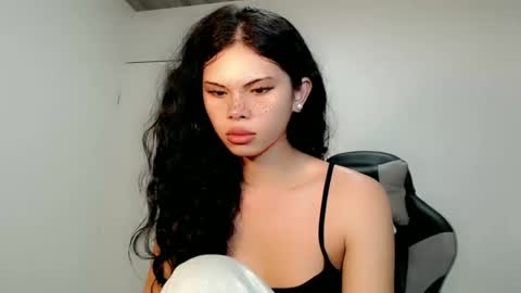 Snapshot of raze_fuckzx chatting on 11/29/25, 12:13 cindy online show from 11/29/25, 12:13