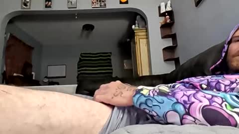 Snapshot of raziebaby chatting on 10/10/25, 10:03 raziebaby online show from 10/10/25, 10:03