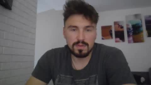 Snapshot of razvan27h chatting on 11/06/25, 11:33 Razvan27h online show from 11/06/25, 11:33