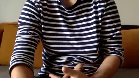 Snapshot of razvycu chatting on 11/03/25, 06:14 KingOfTransilvania online show from 11/03/25, 06:14