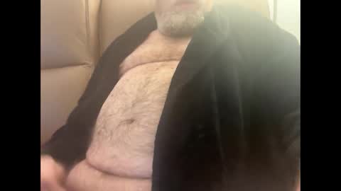 Snapshot of rckstrk60 chatting on 09/10/25, 01:22 rckstrk60 online show from 09/10/25, 01:22